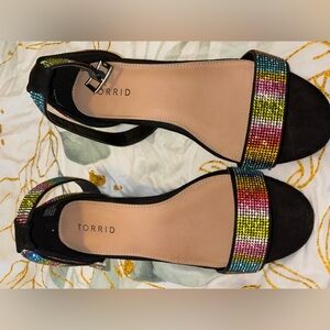 Wide size 8 torrid heel